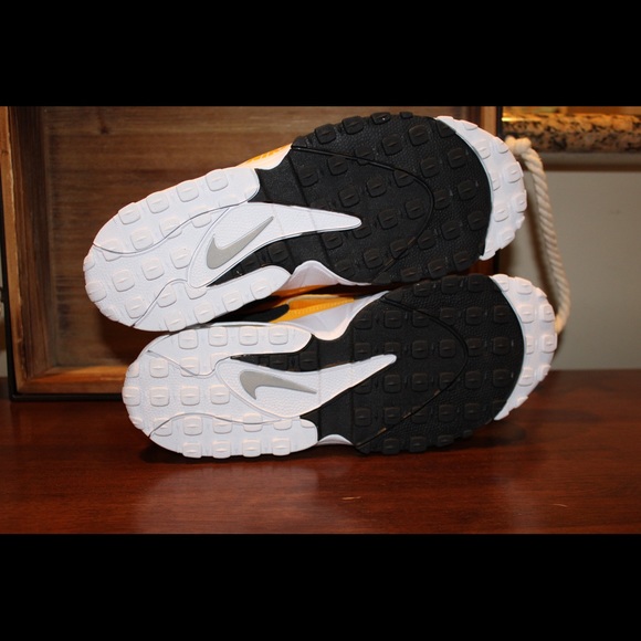 Nike Air Max Speed Turf Black/Yellow - Picture 5 of 5